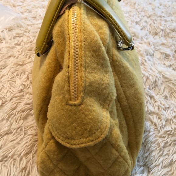 Super cute wool and leather bag. Duke & Duchess - Picture 6 of 8